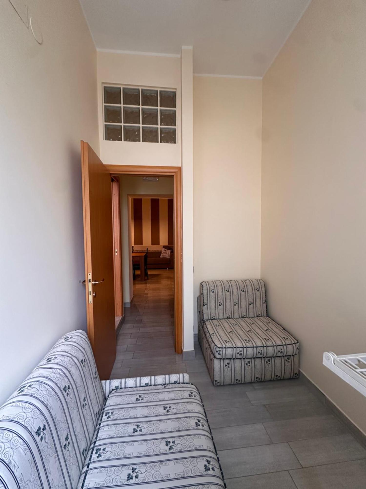 Civico 27 Apartment Фонди Экстерьер фото